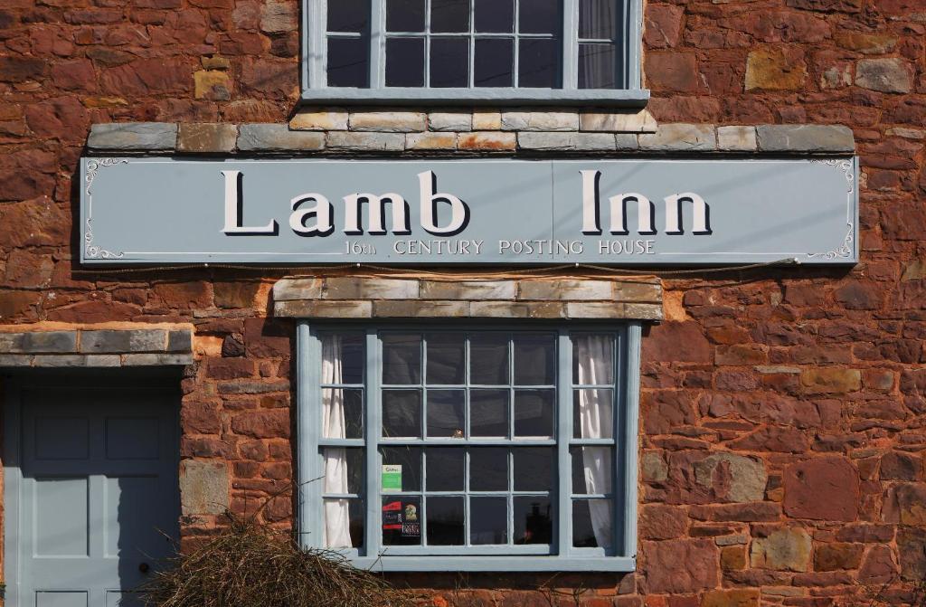 The Lamb Inn Crediton Eksteriør billede